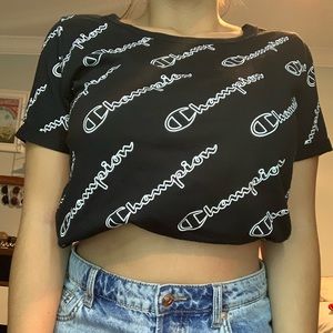 Champion logo tshirt
